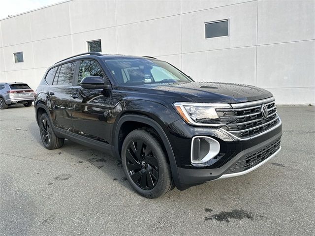 2025 Volkswagen Atlas 2.0T SE Technology