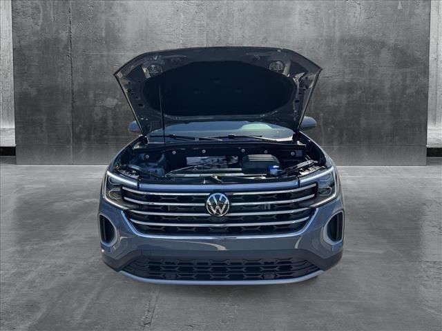 2025 Volkswagen Atlas 2.0T SE Technology