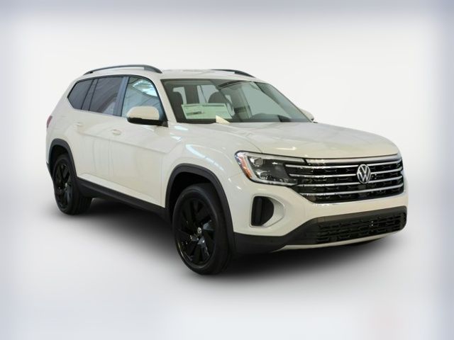 2025 Volkswagen Atlas 2.0T SE Technology