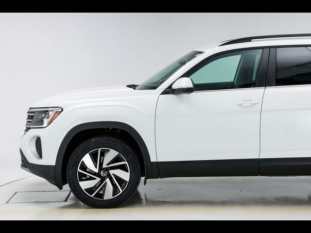 2025 Volkswagen Atlas 2.0T SE Technology