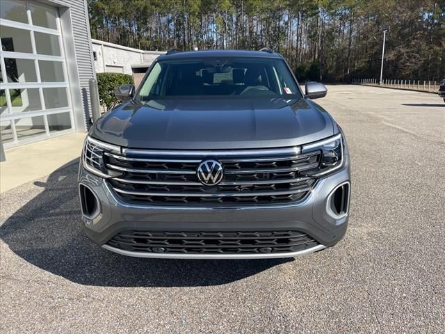 2025 Volkswagen Atlas 2.0T SE Technology