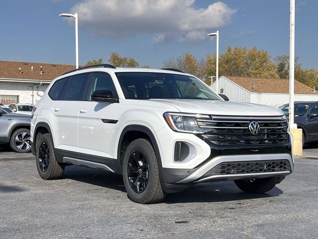 2025 Volkswagen Atlas 2.0T Peak Edition SE w/Technology