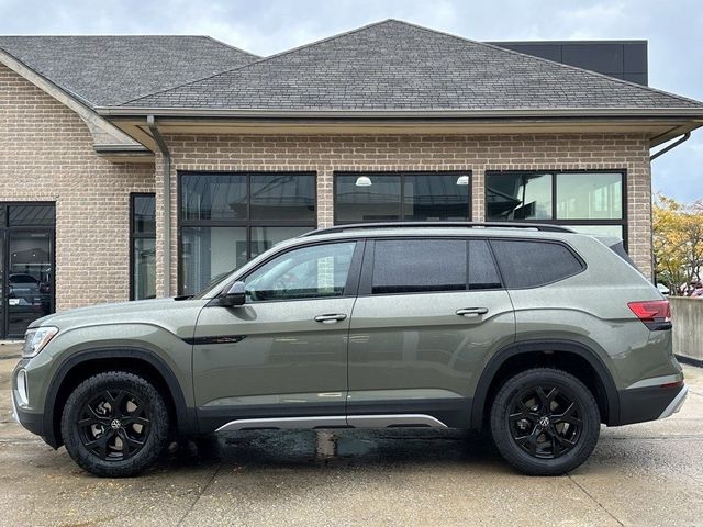 2025 Volkswagen Atlas 2.0T Peak Edition