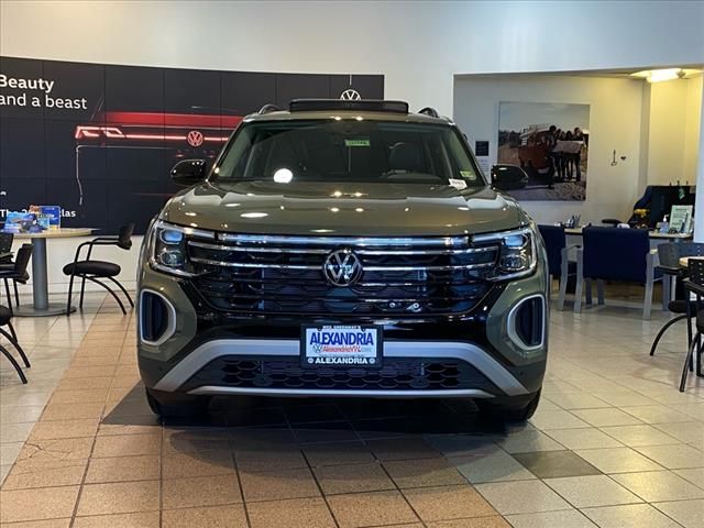 2025 Volkswagen Atlas 2.0T Peak Edition