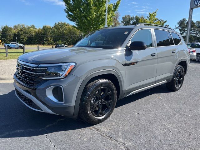 2025 Volkswagen Atlas 2.0T Peak Edition