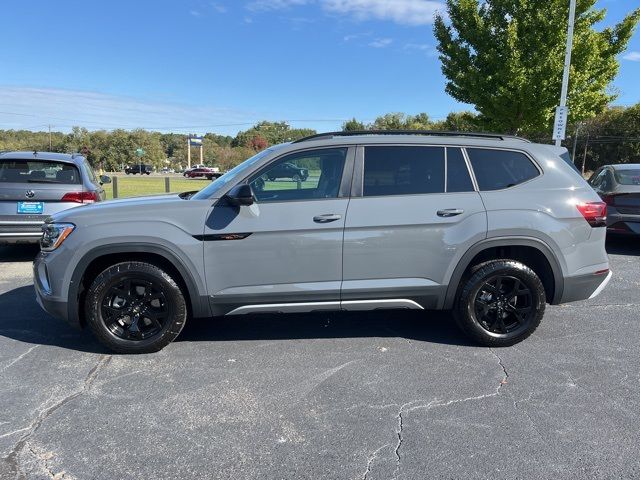 2025 Volkswagen Atlas 2.0T Peak Edition