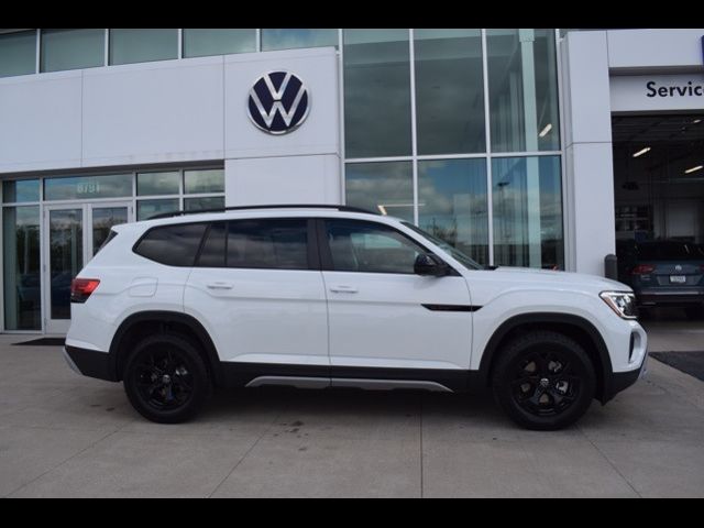 2025 Volkswagen Atlas 2.0T Peak Edition