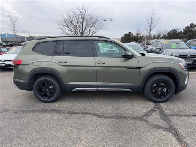 2025 Volkswagen Atlas 2.0T Peak Edition