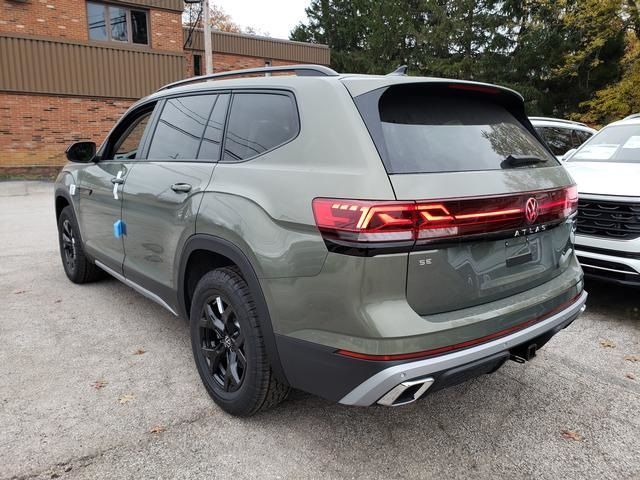 2025 Volkswagen Atlas 2.0T Peak Edition