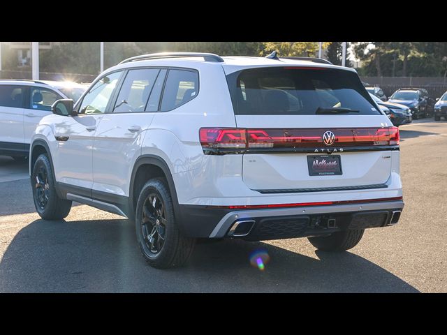 2025 Volkswagen Atlas 2.0T Peak Edition