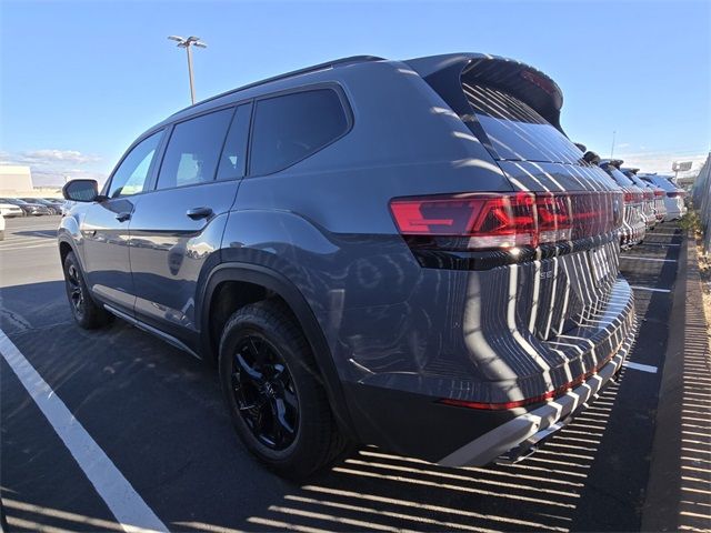 2025 Volkswagen Atlas 2.0T Peak Edition