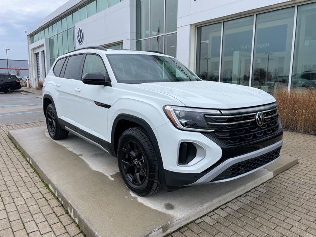 2025 Volkswagen Atlas 2.0T Peak Edition