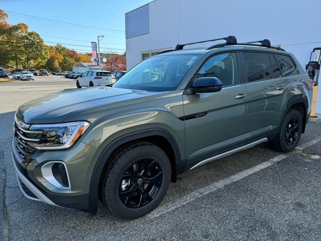 2025 Volkswagen Atlas 2.0T Peak Edition