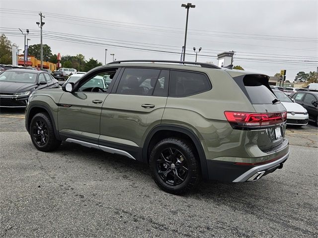 2025 Volkswagen Atlas 2.0T Peak Edition