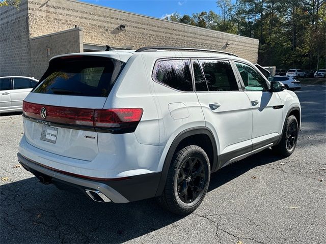 2025 Volkswagen Atlas 2.0T Peak Edition