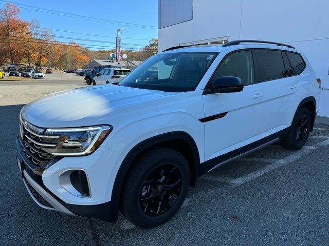 2025 Volkswagen Atlas 2.0T Peak Edition