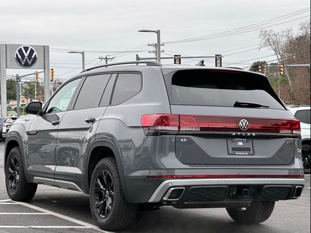 2025 Volkswagen Atlas 2.0T Peak Edition