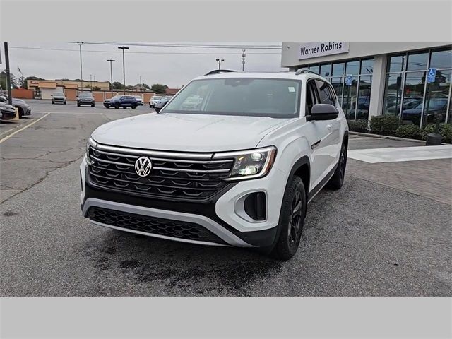 2025 Volkswagen Atlas 2.0T Peak Edition