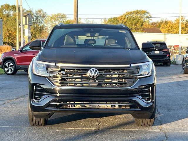 2025 Volkswagen Atlas Cross Sport 2.0T SEL Premium R-Line