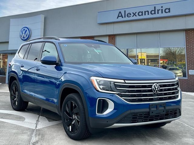 2025 Volkswagen Atlas 2.0T SE Technology