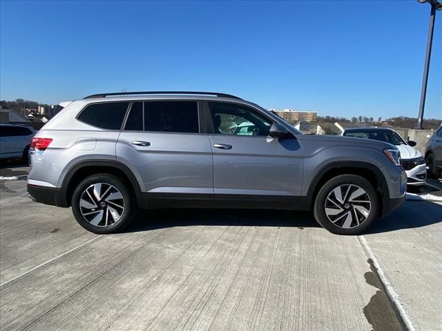 2025 Volkswagen Atlas 2.0T SE Technology