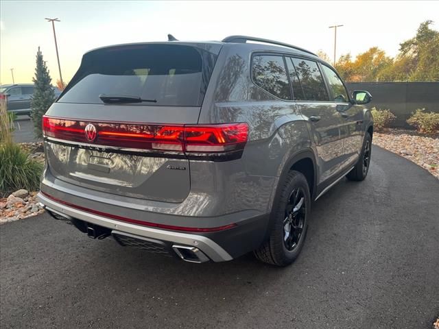 2025 Volkswagen Atlas 2.0T Peak Edition