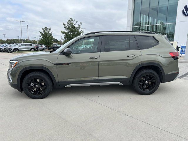 2025 Volkswagen Atlas 2.0T Peak Edition SE w/Technology