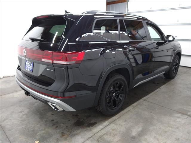 2025 Volkswagen Atlas 2.0T Peak Edition SE w/Technology