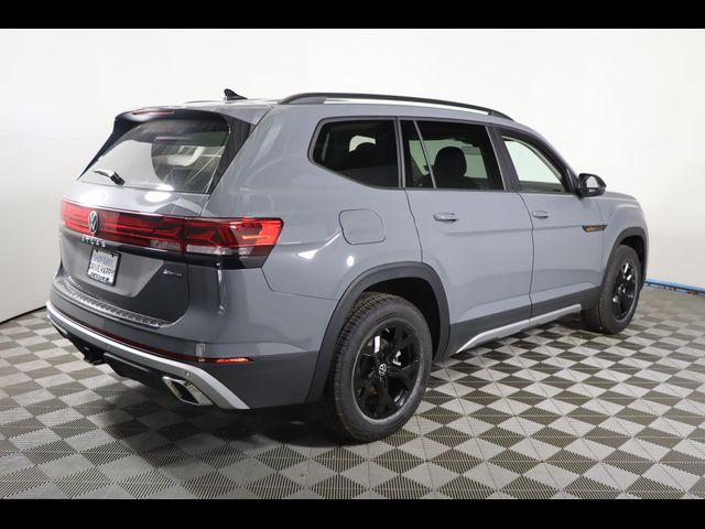 2025 Volkswagen Atlas 2.0T Peak Edition SE w/Technology