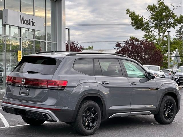 2025 Volkswagen Atlas 2.0T Peak Edition SE w/Technology