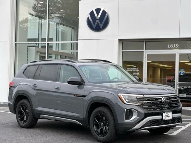 2025 Volkswagen Atlas 2.0T Peak Edition SE w/Technology