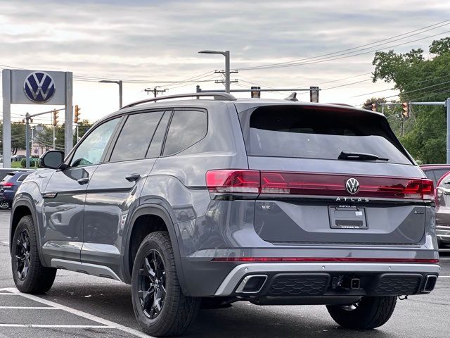 2025 Volkswagen Atlas 2.0T Peak Edition SE w/Technology