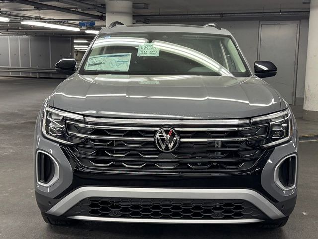 2025 Volkswagen Atlas 2.0T Peak Edition SE w/Technology