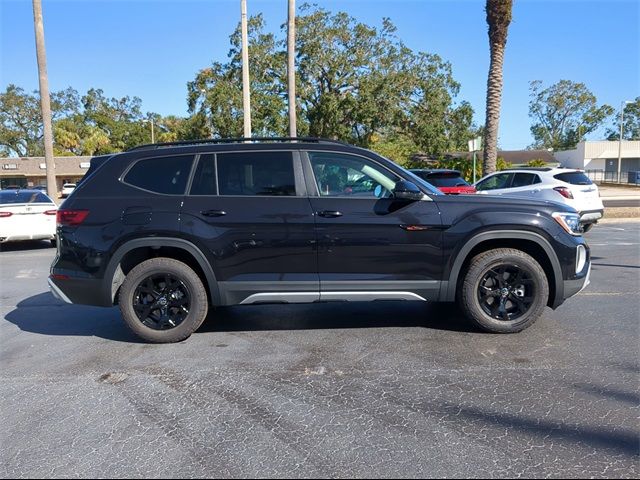 2025 Volkswagen Atlas 2.0T Peak Edition SE w/Technology