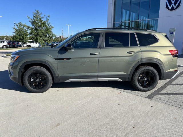 2025 Volkswagen Atlas 2.0T Peak Edition SE w/Technology