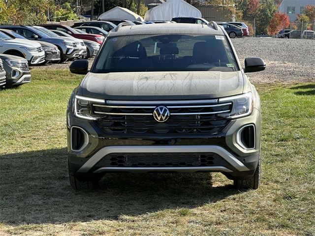 2025 Volkswagen Atlas 2.0T Peak Edition SE w/Technology