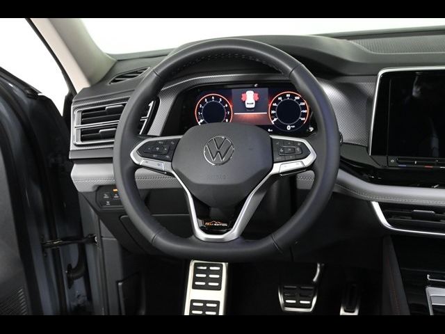 2025 Volkswagen Atlas 2.0T Peak Edition SE w/Technology