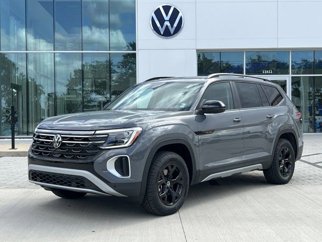 2025 Volkswagen Atlas 2.0T Peak Edition SE w/Technology