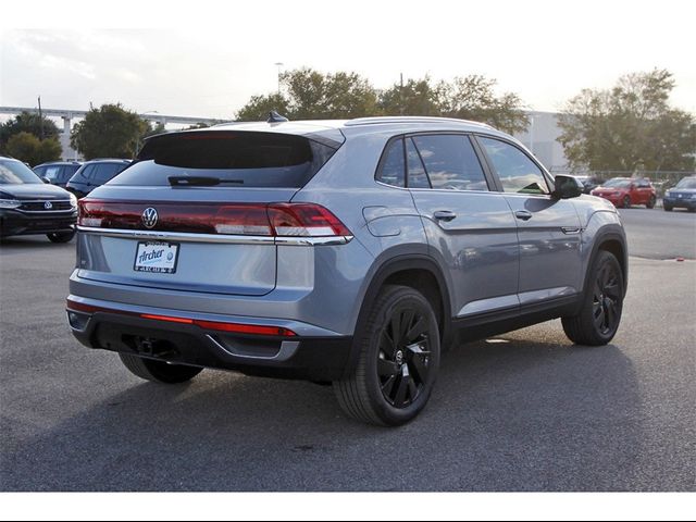 2025 Volkswagen Atlas Cross Sport 2.0T SE Technology