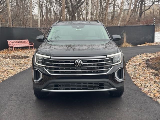 2025 Volkswagen Atlas 2.0T SE Technology