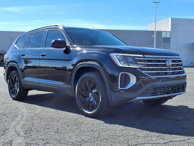 2025 Volkswagen Atlas 2.0T SE Technology