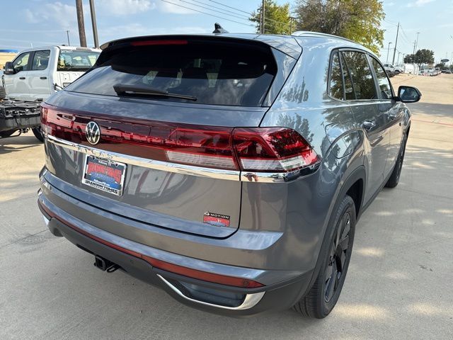 2025 Volkswagen Atlas Cross Sport 2.0T SE Technology