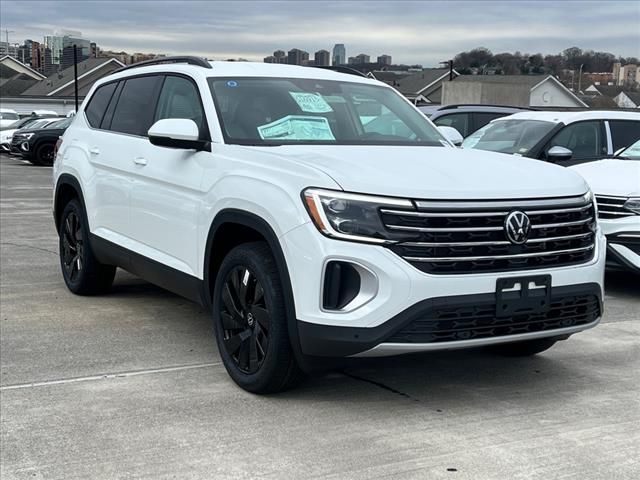 2025 Volkswagen Atlas 2.0T SE Technology