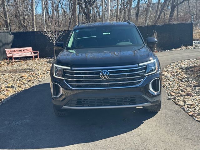 2025 Volkswagen Atlas 2.0T SE Technology