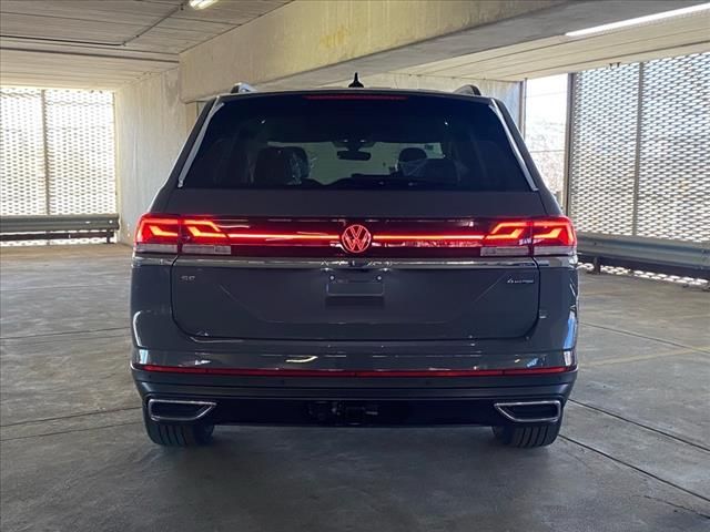 2025 Volkswagen Atlas 2.0T SE Technology