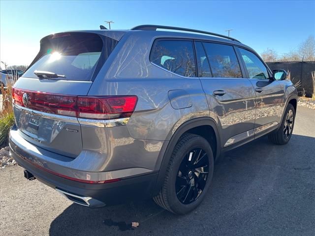 2025 Volkswagen Atlas 2.0T SE Technology