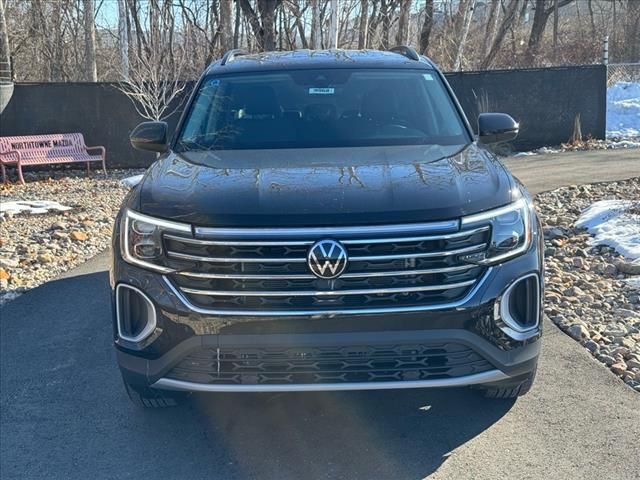 2025 Volkswagen Atlas 2.0T SE
