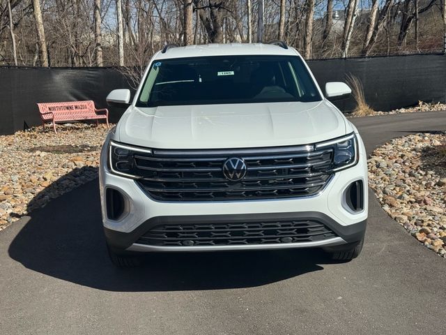 2025 Volkswagen Atlas 2.0T SE