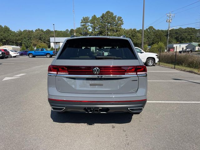 2025 Volkswagen Atlas 2.0T SE Technology