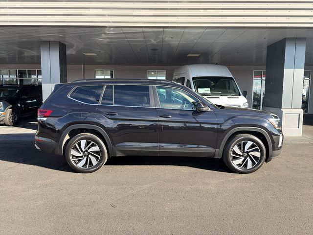 2025 Volkswagen Atlas 2.0T SE Technology